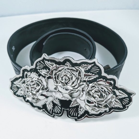 rose belt buckle